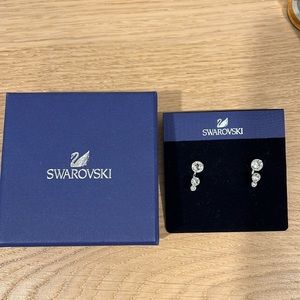 Swarovski statement earring